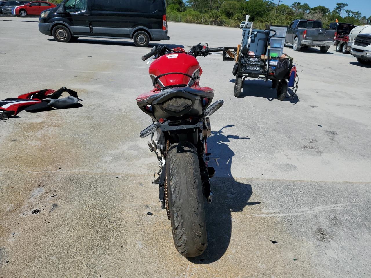 MLHPC6259P5401140 HONDA CBR CYCLE 2023