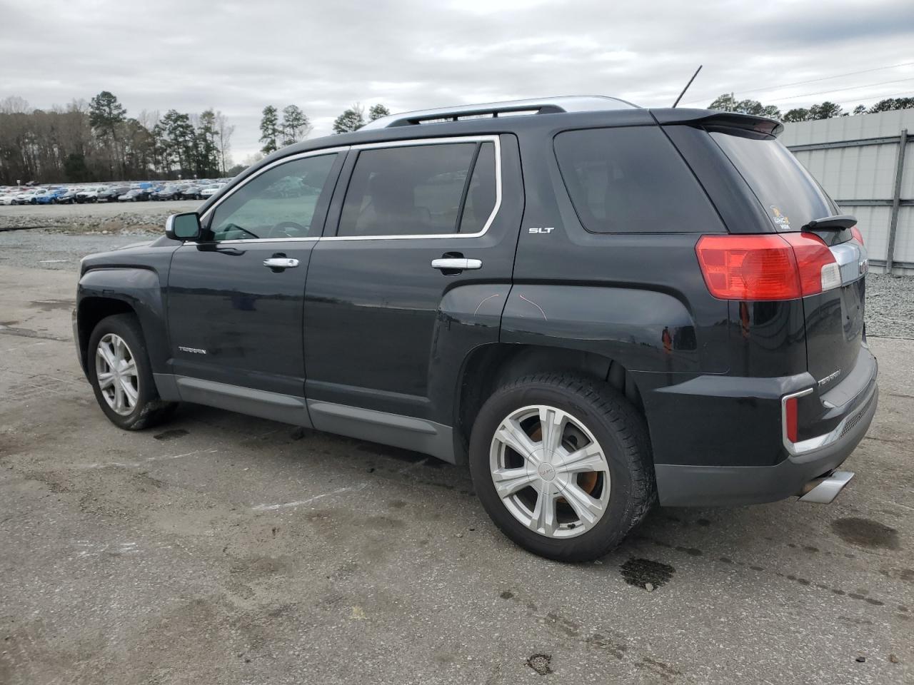 2016 GMC Terrain - Image 2