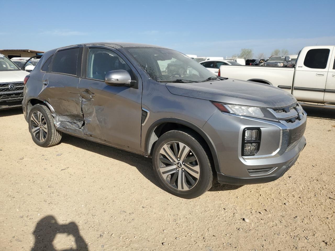2021 Mitsubishi Outlander - Image 4