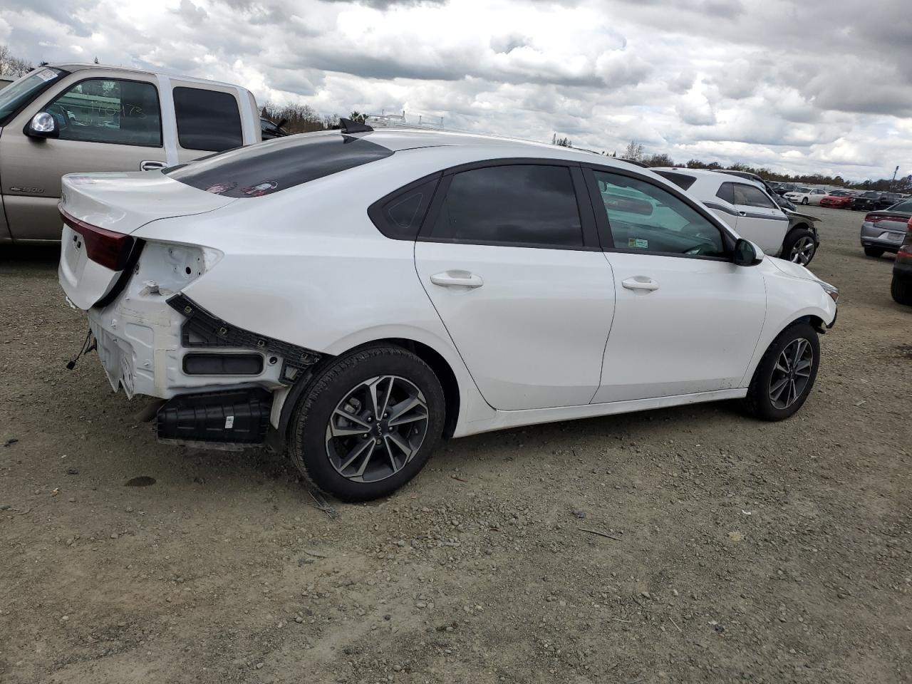 2024 Kia Forte - Image 3