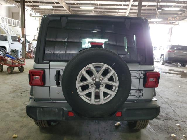  JEEP WRANGLER 2018 Серебристый