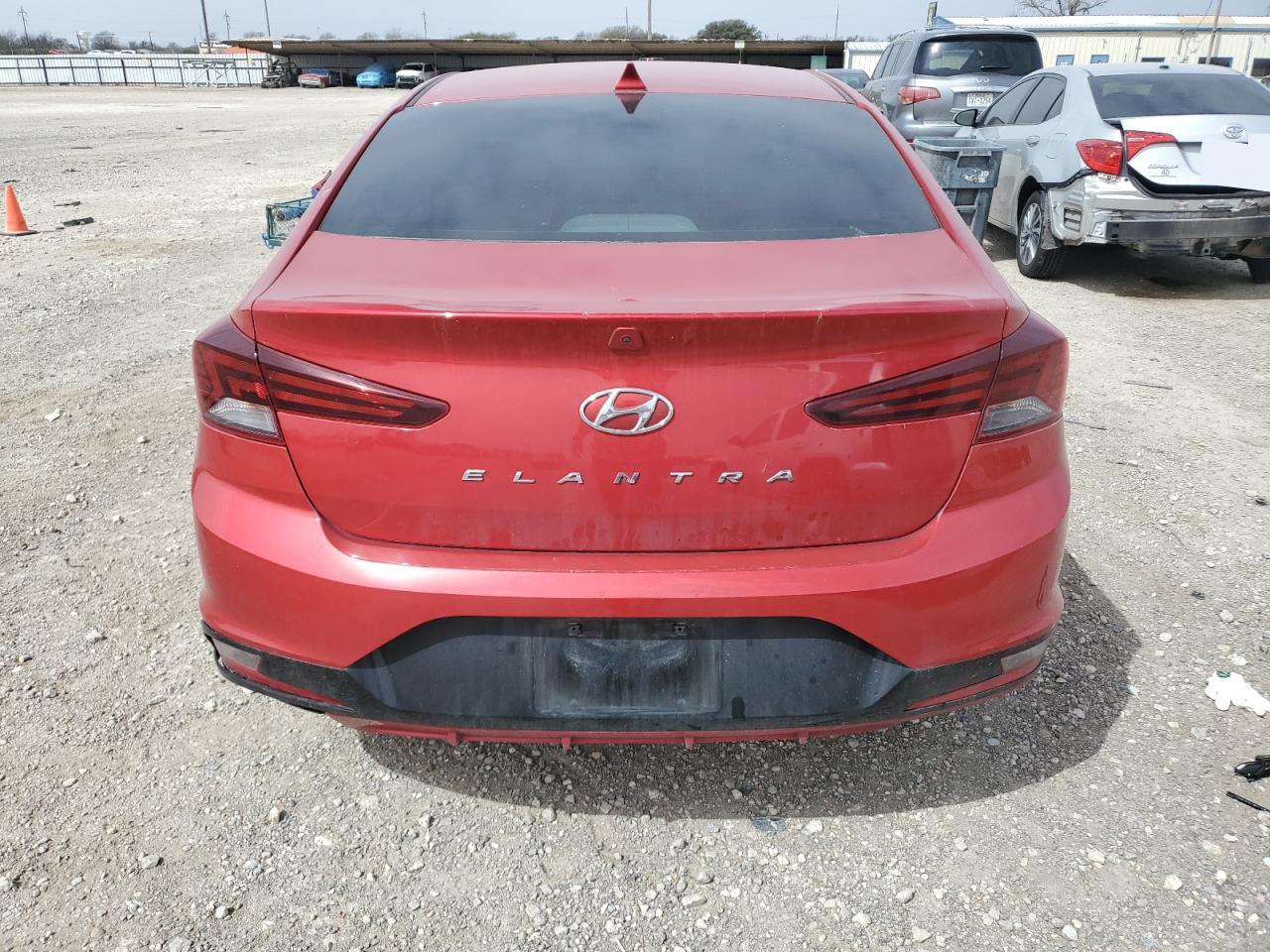 2020 Hyundai Elantra - Image 6