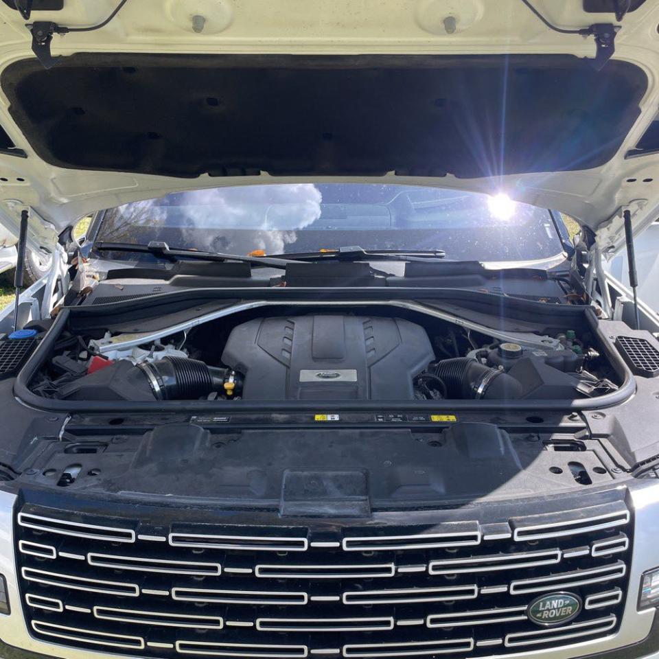 2023 Land Rover Range Rover - Image 30