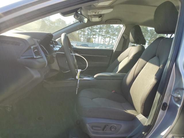  TOYOTA CAMRY 2019 Srebrny