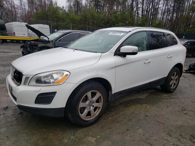 Паркетники VOLVO XC60 2012 Белы