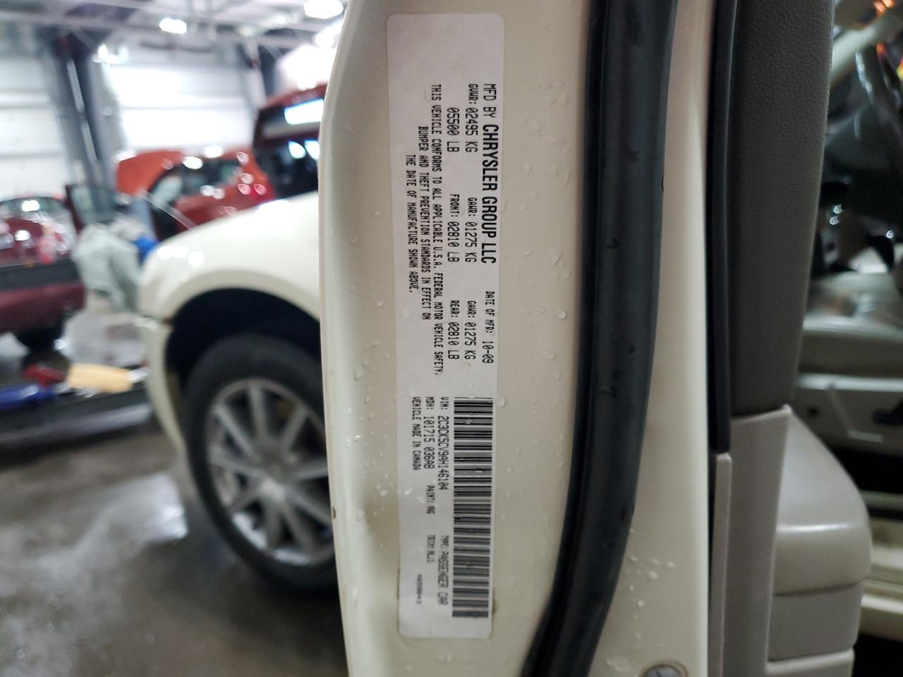 2010 Chrysler 300 - Image 13