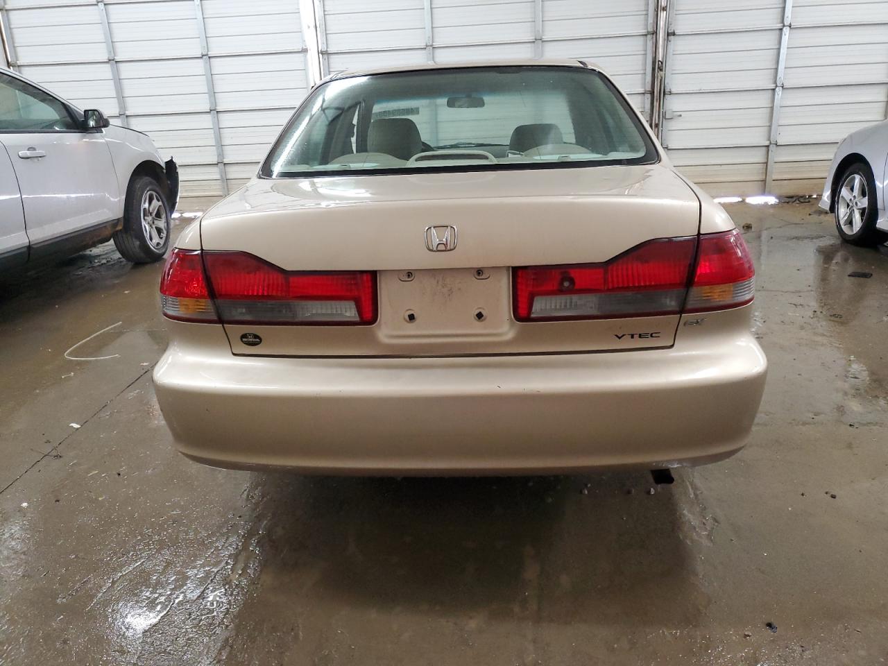 2002 Honda Accord - Image 6