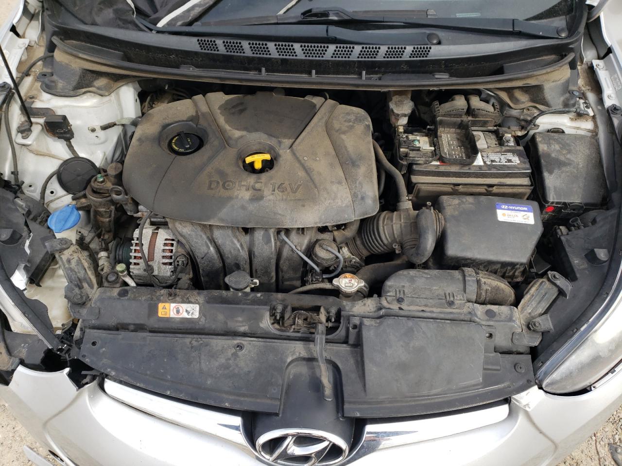 2015 Hyundai Elantra - Image 11