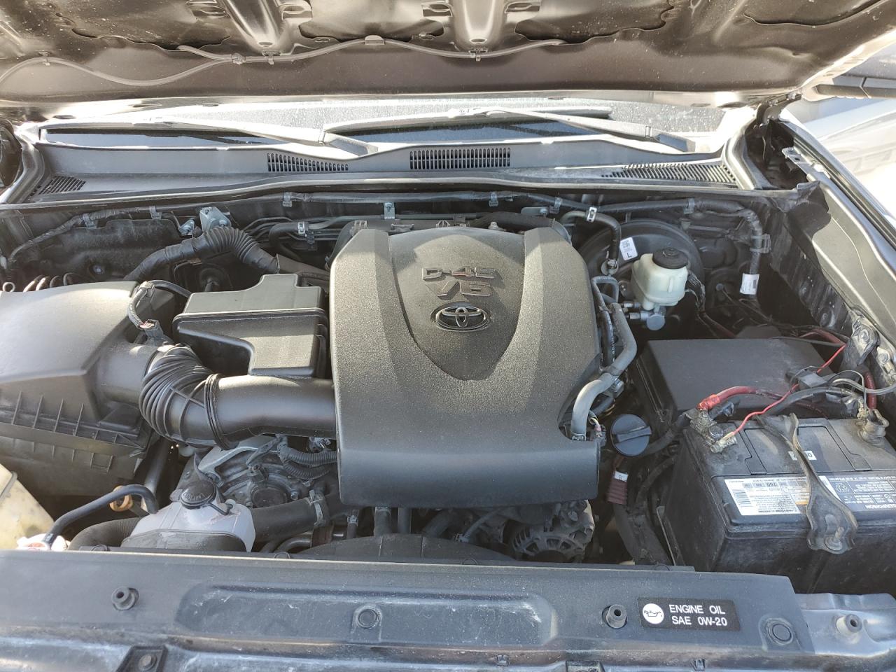 2018 Toyota Tacoma - Image 13