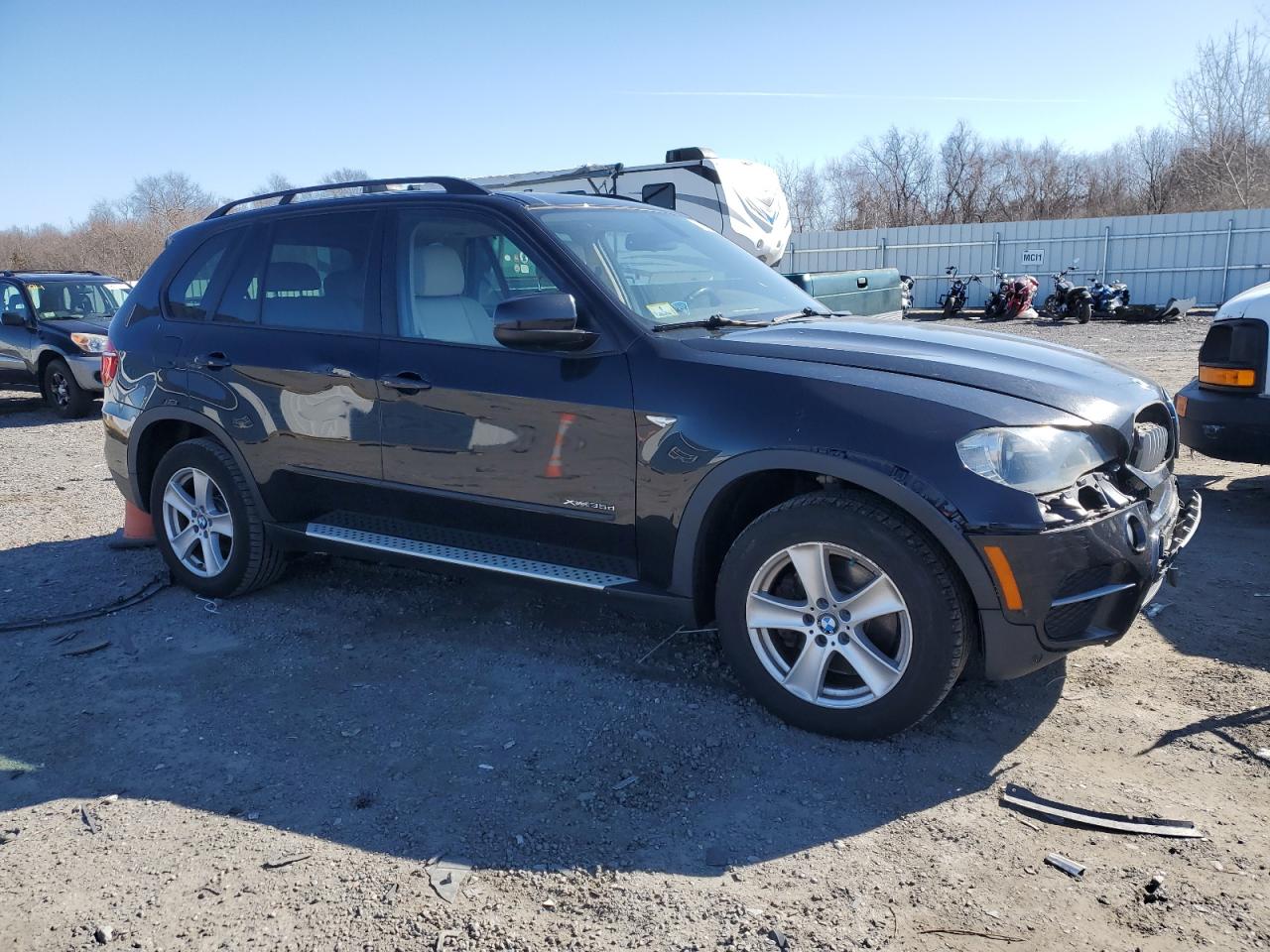 2011 BMW X5 - Image 4