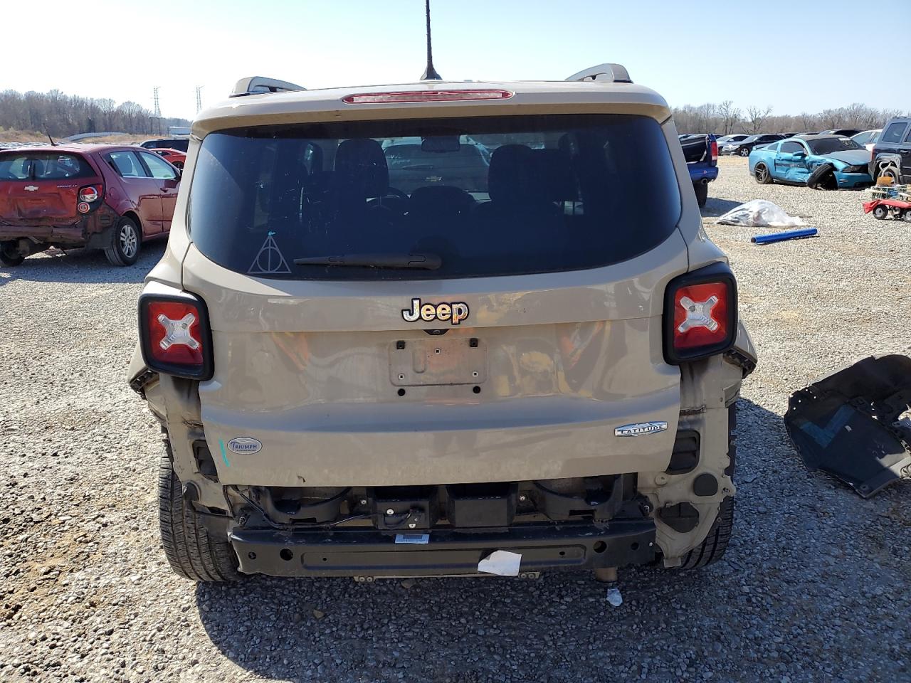 2016 Jeep Renegade - Image 6