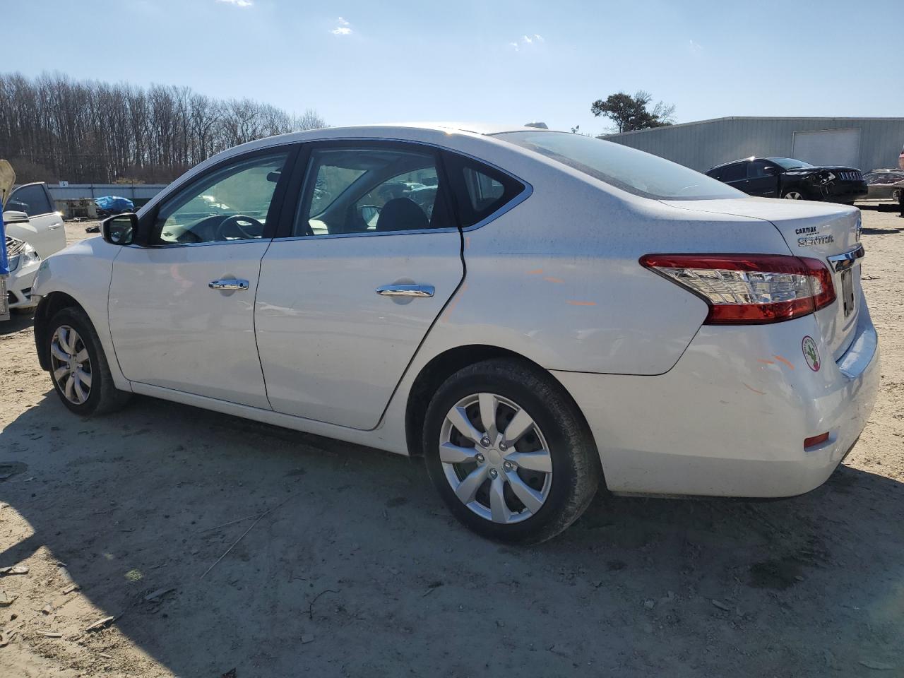 2015 Nissan Sentra - Image 2