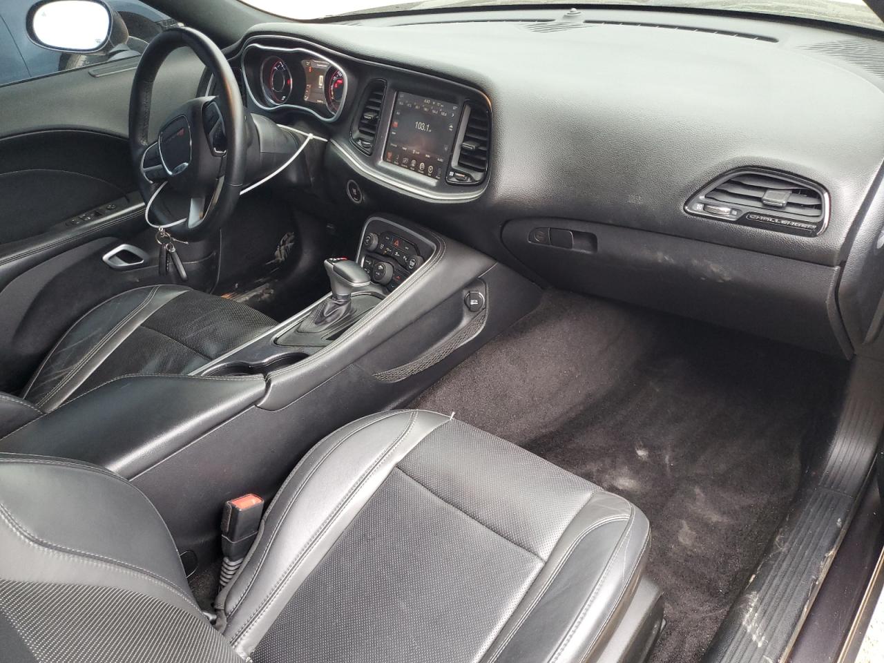 2015 Dodge Challenger - Image 8