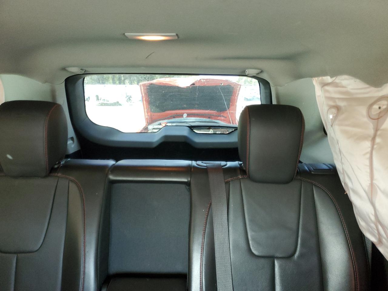 2016 GMC Terrain - Image 10