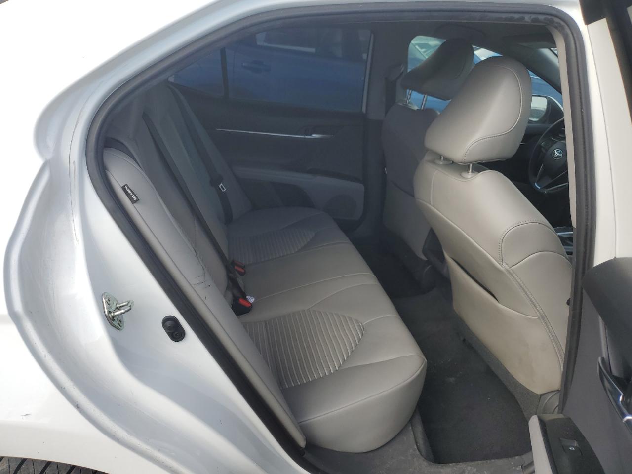 2020 Toyota Camry - Image 10