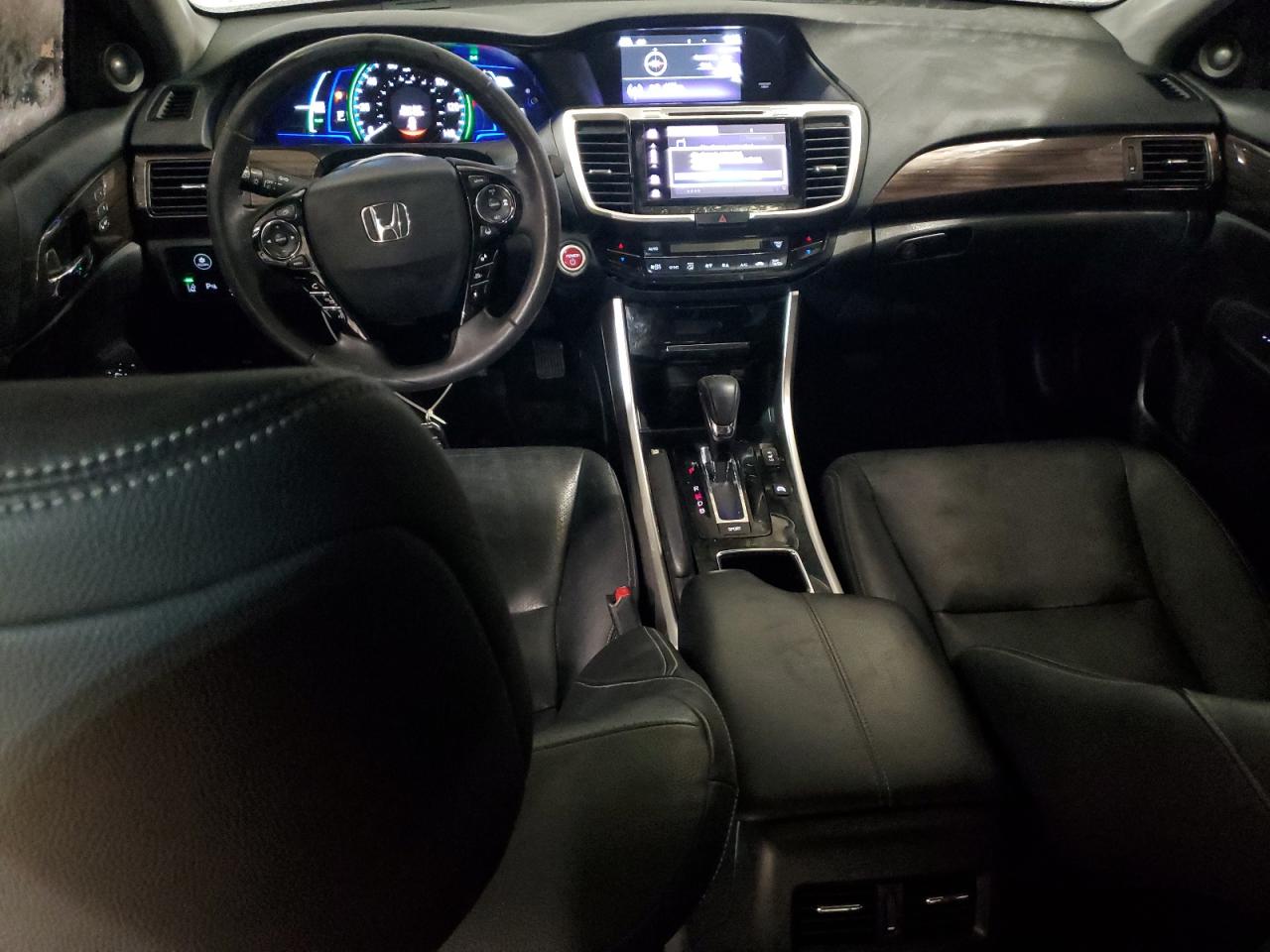 2017 Honda Accord - Image 8