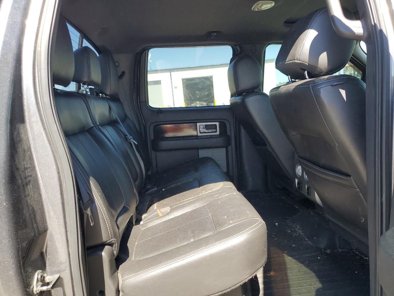2012 Ford F-150 - Image 10
