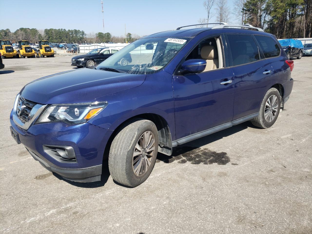 2017 Nissan Pathfinder S for Sale in Dunn, NC - Minor Dent/Scratches