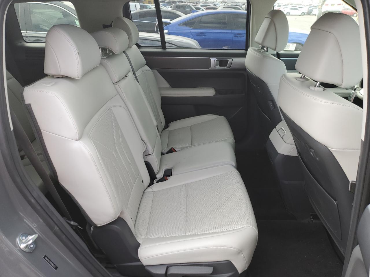 2024 Hyundai Santa Fe - Image 10