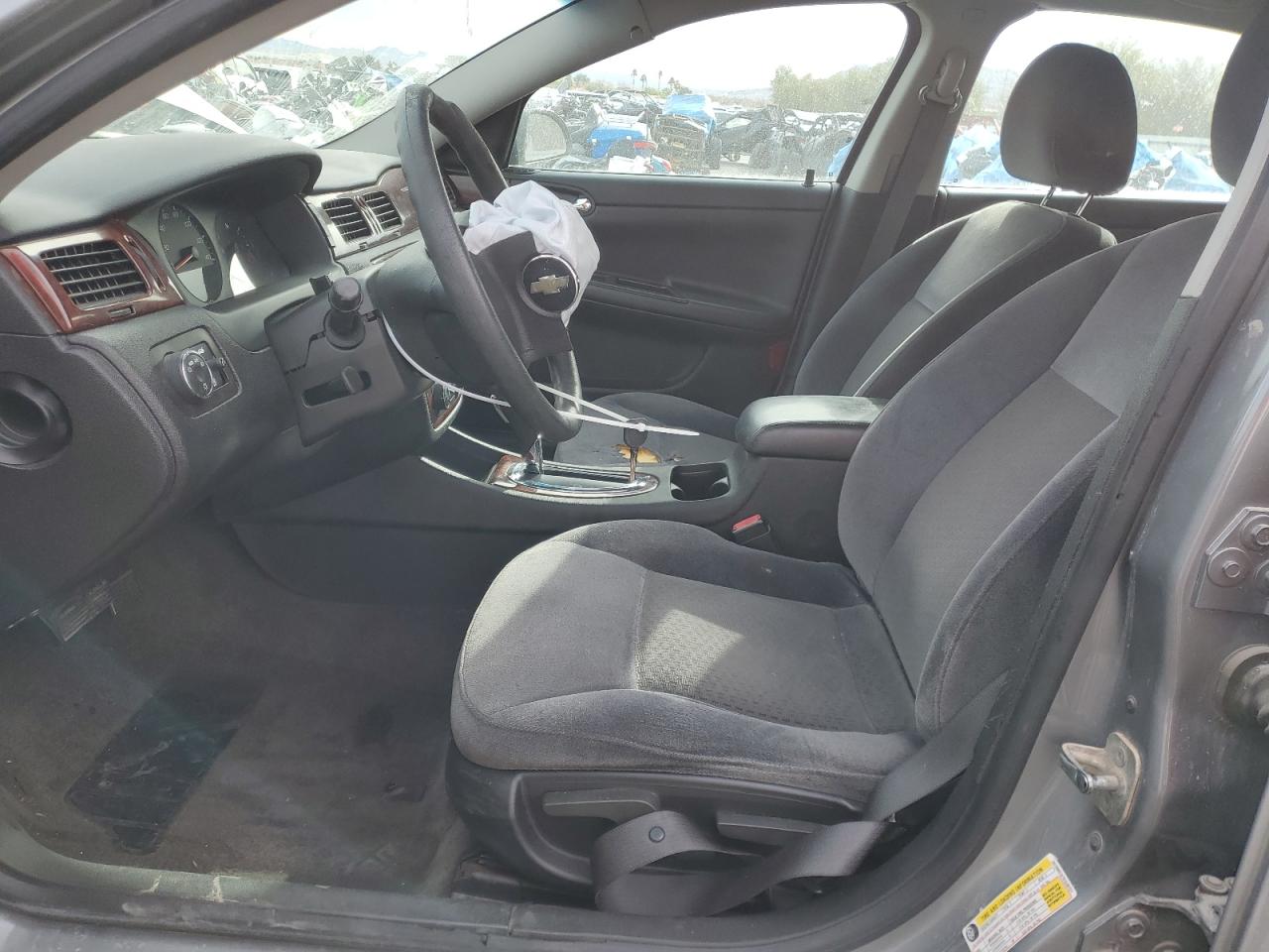2009 Chevrolet Impala - Image 7