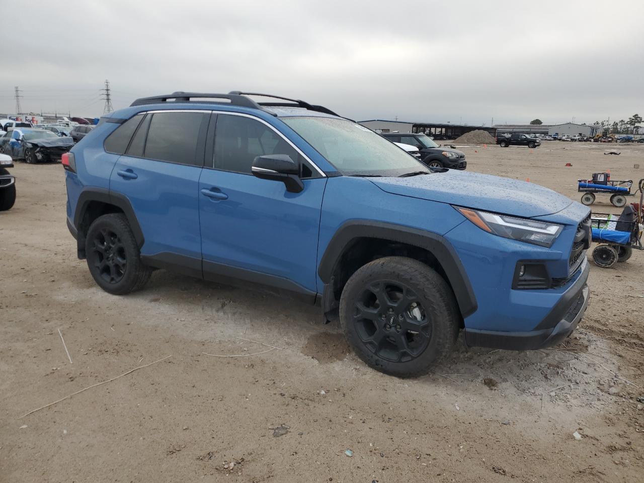 2024 Toyota RAV 4 - Image 4