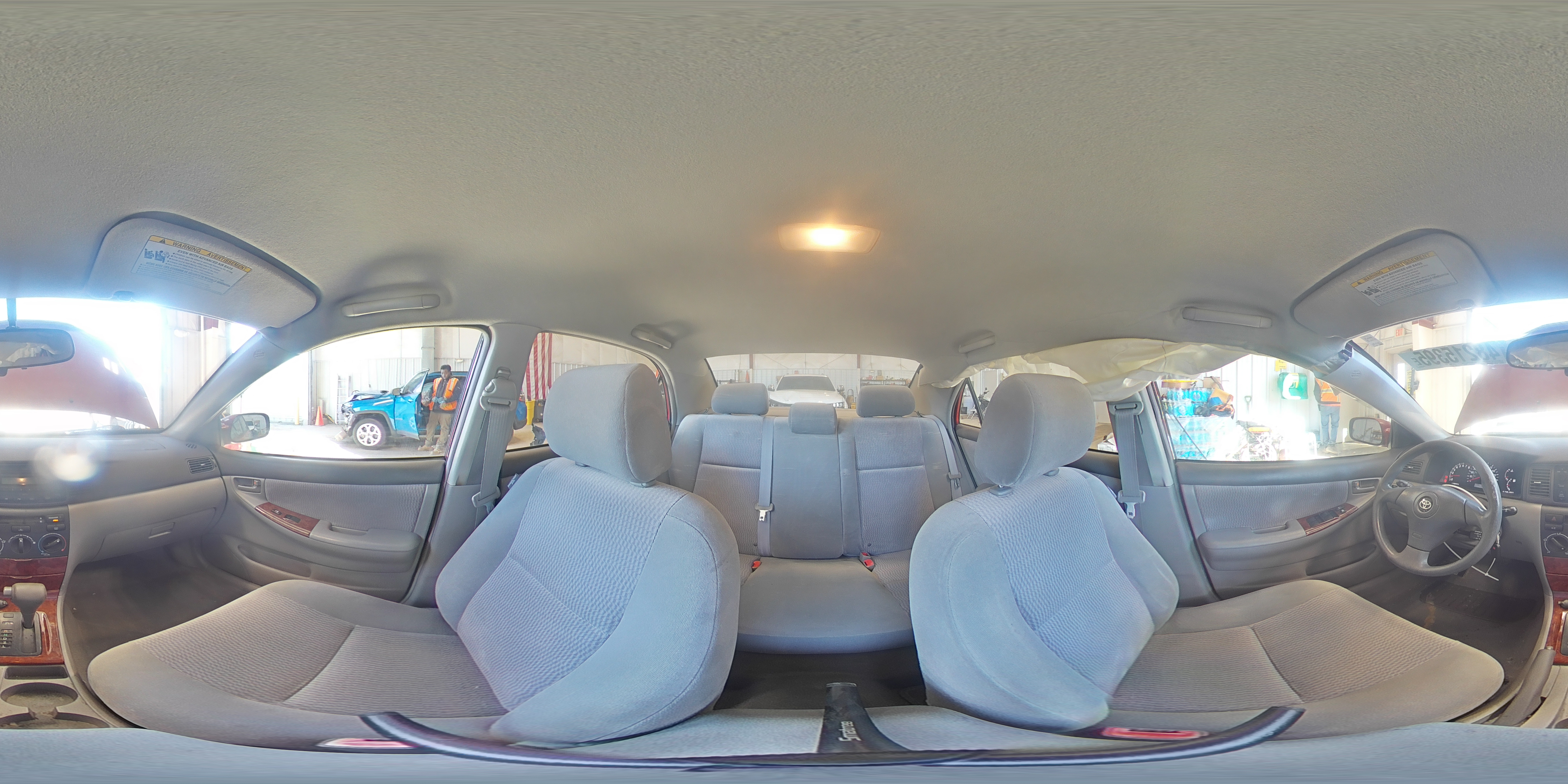 2005 Toyota Corolla - Image 12