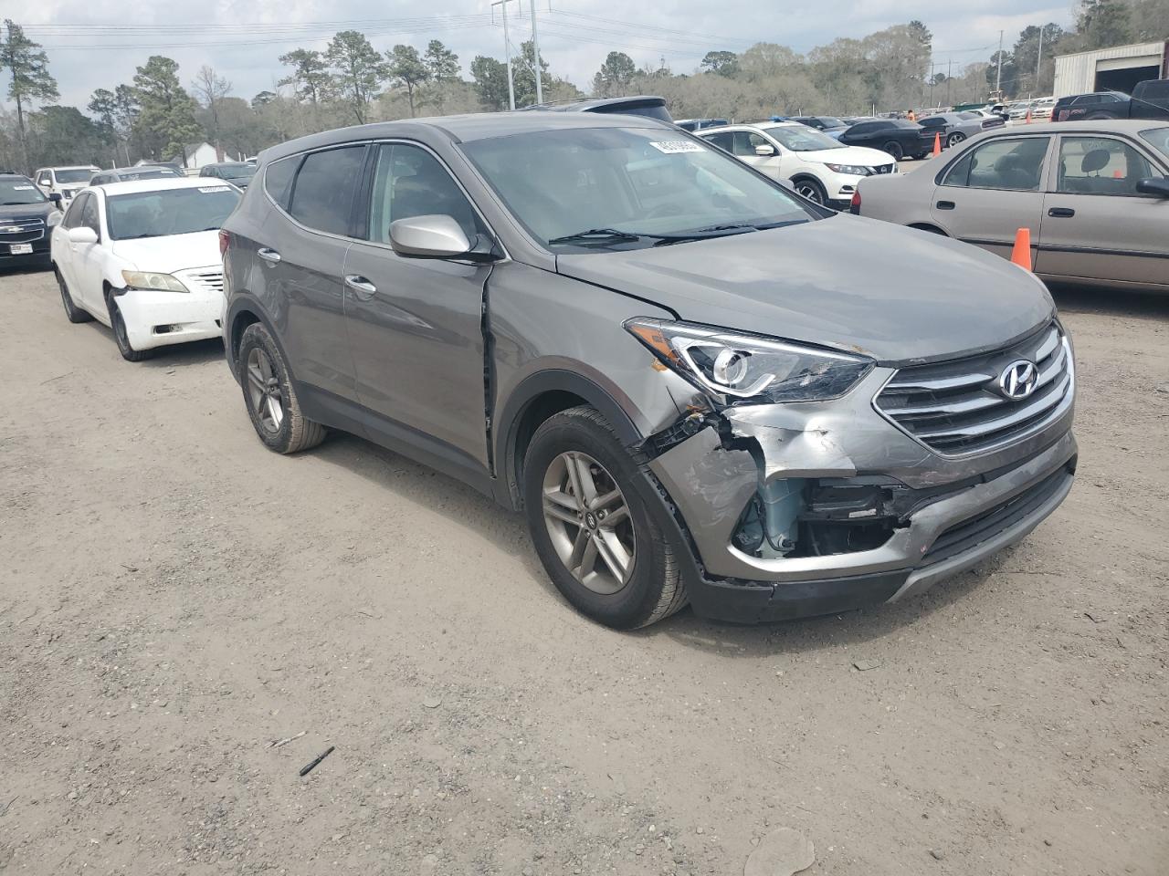 2018 Hyundai Santa Fe - Image 4