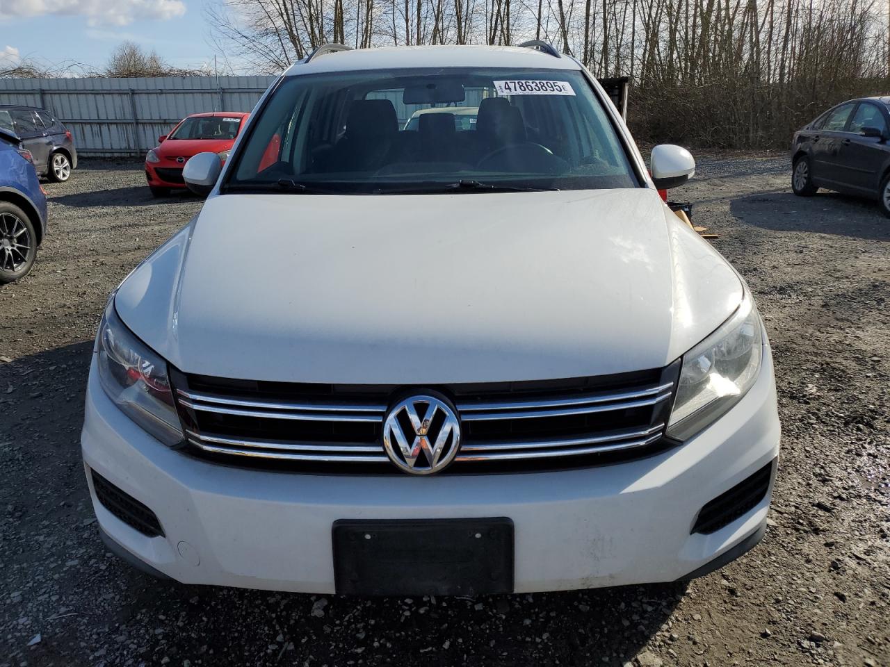 2017 Volkswagen Tiguan - Image 5