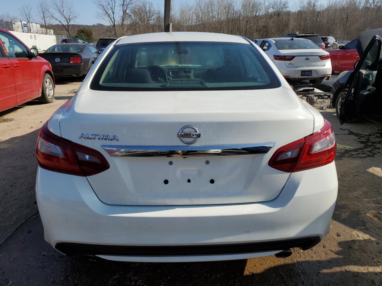 2018 Nissan Altima - Image 6