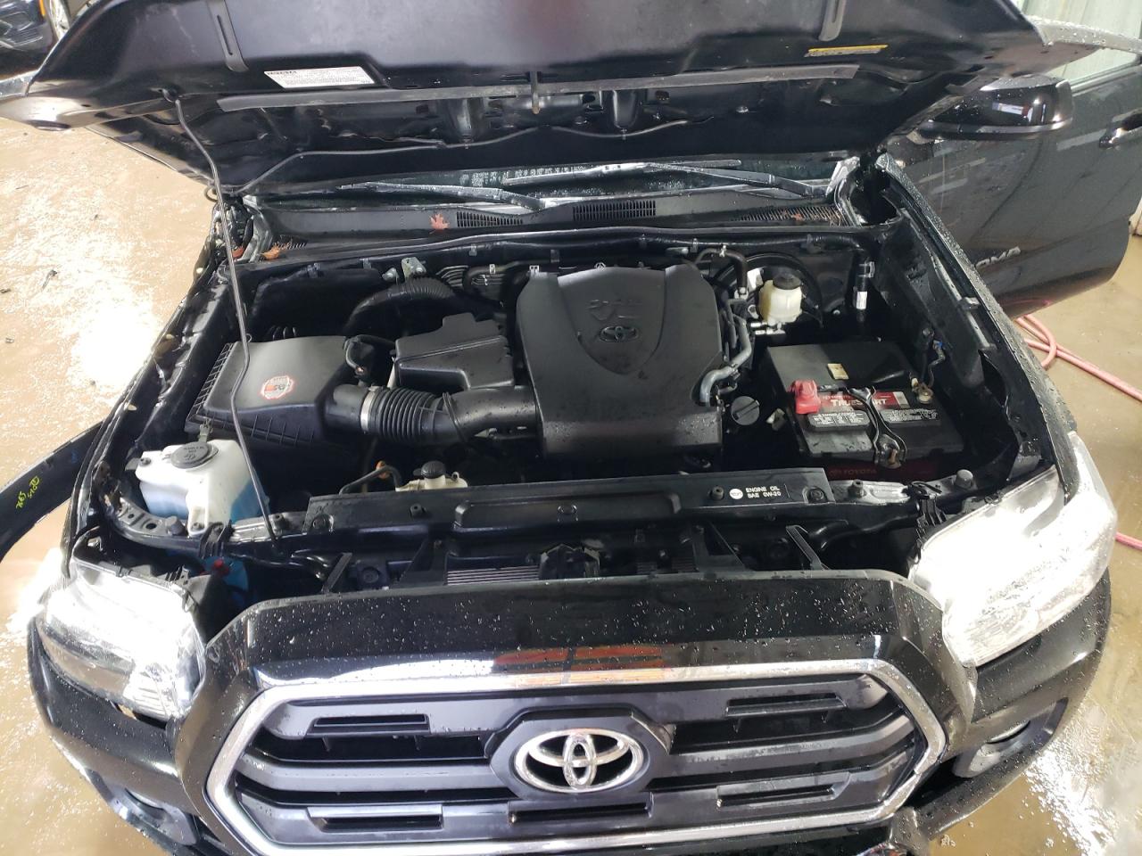 2017 Toyota Tacoma - Image 11