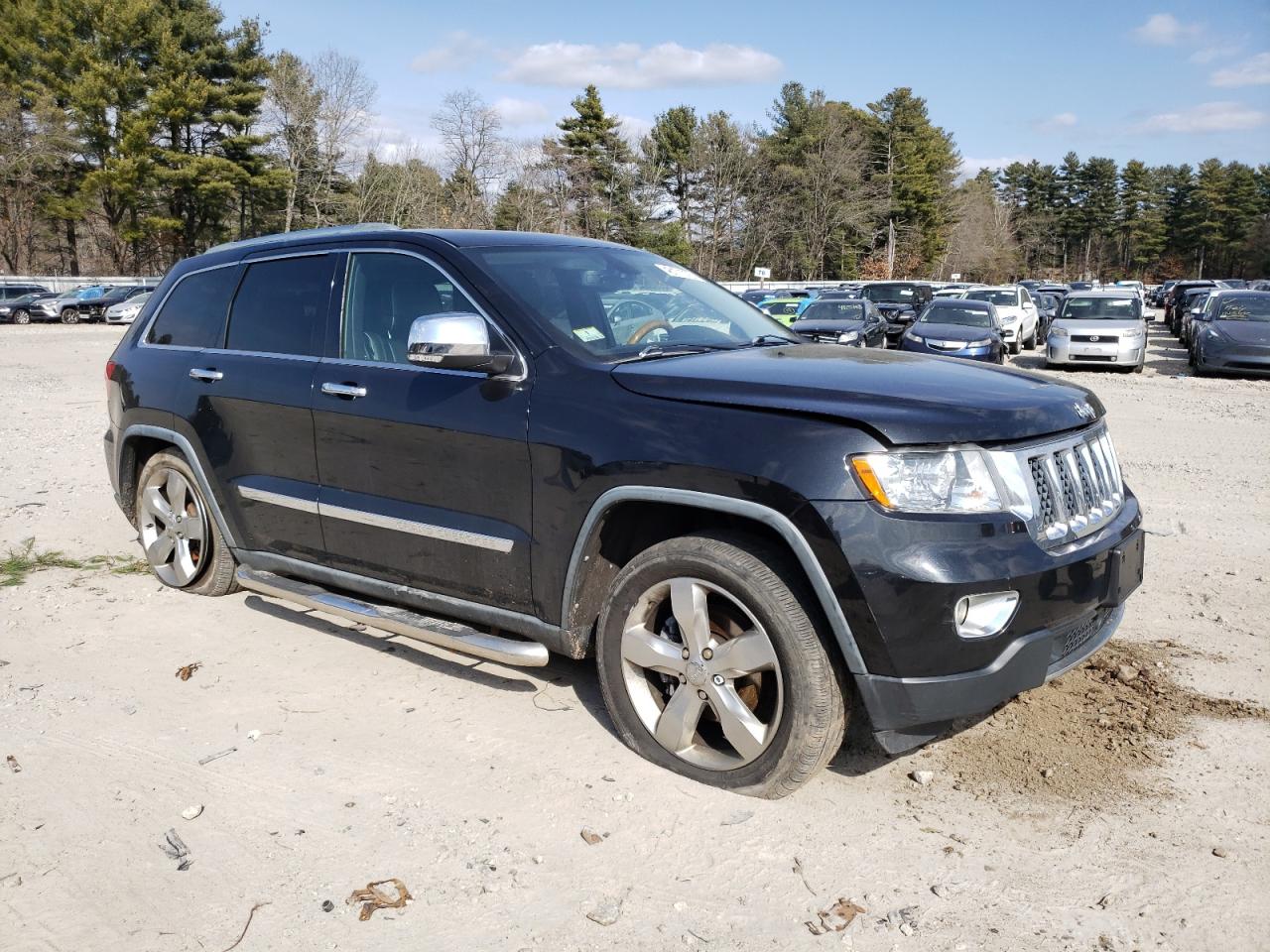2011 Jeep Grand Cherokee - Image 4
