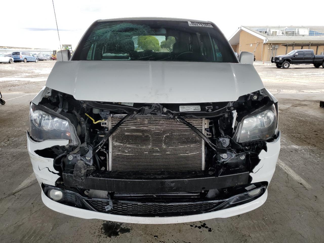 2018 Dodge Caravan - Image 5