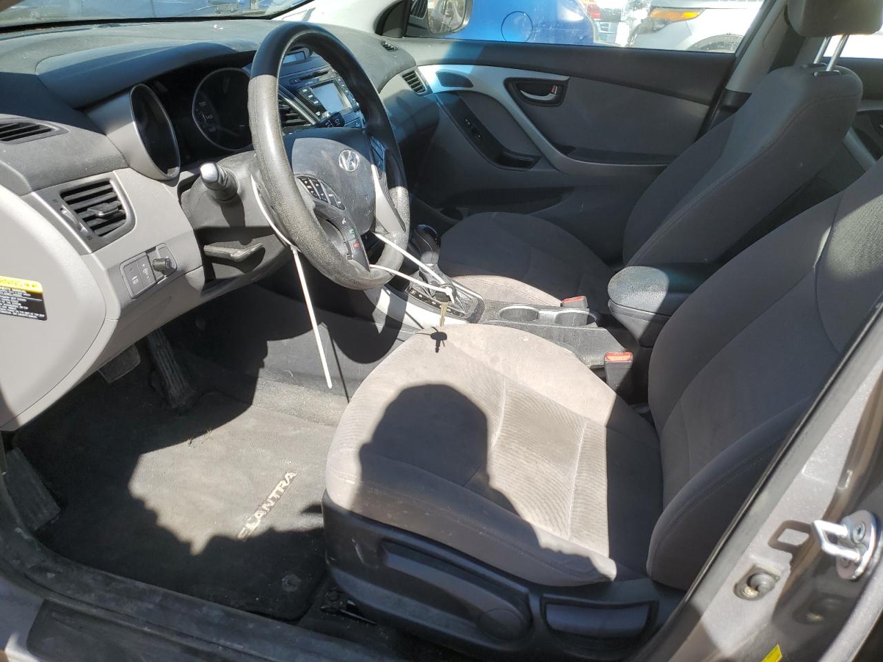 2014 Hyundai Elantra - Image 7