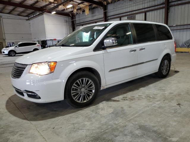 2014 Chrysler Town & Country Touring L