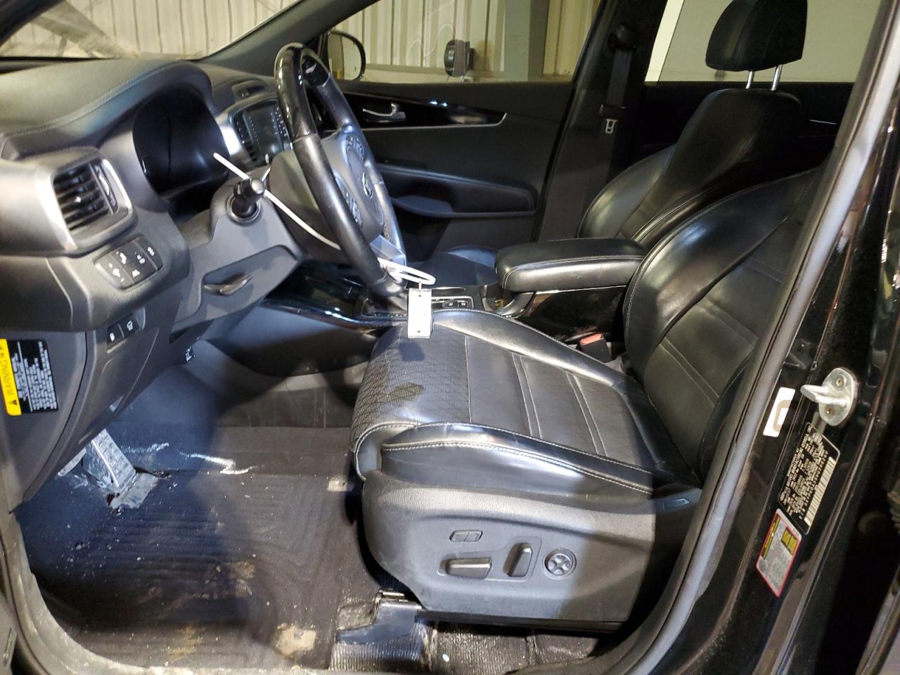 2017 Kia Sorento - Image 7