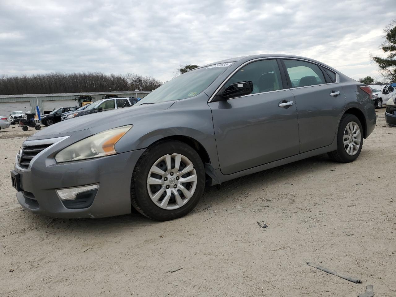 2015 Nissan Altima - Image 1
