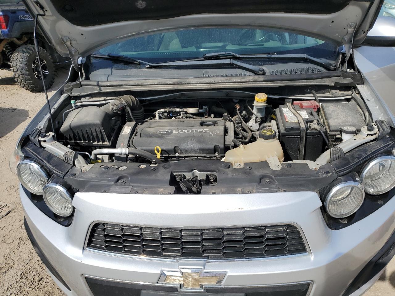 2014 Chevrolet Sonic - Image 11