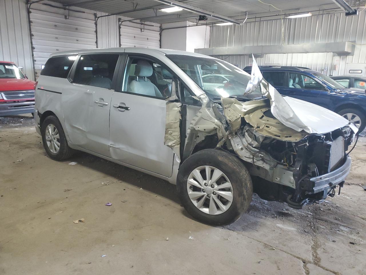 2018 Kia Sedona - Image 4
