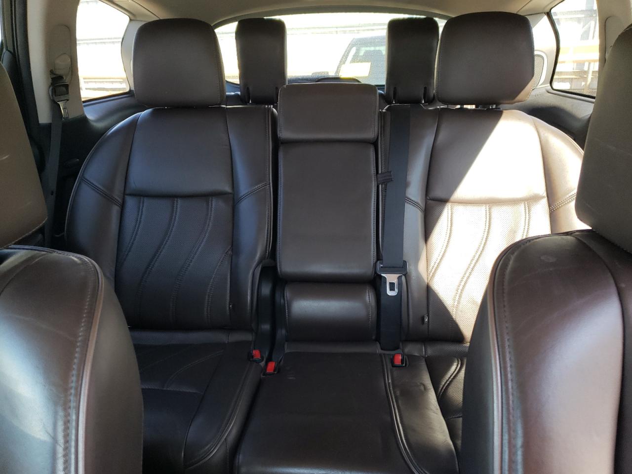 2015 Infiniti QX60 - Image 10