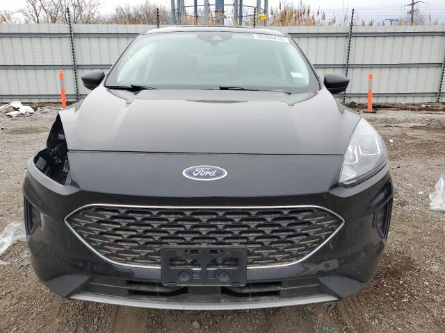  FORD ESCAPE 2022 Czarny