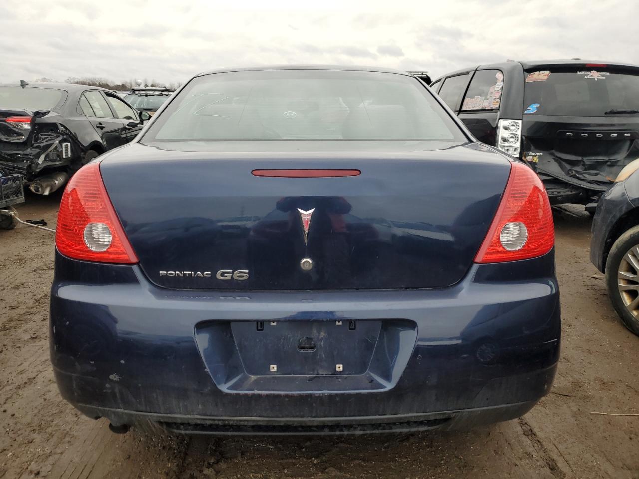 2009 Pontiac G6 - Image 6