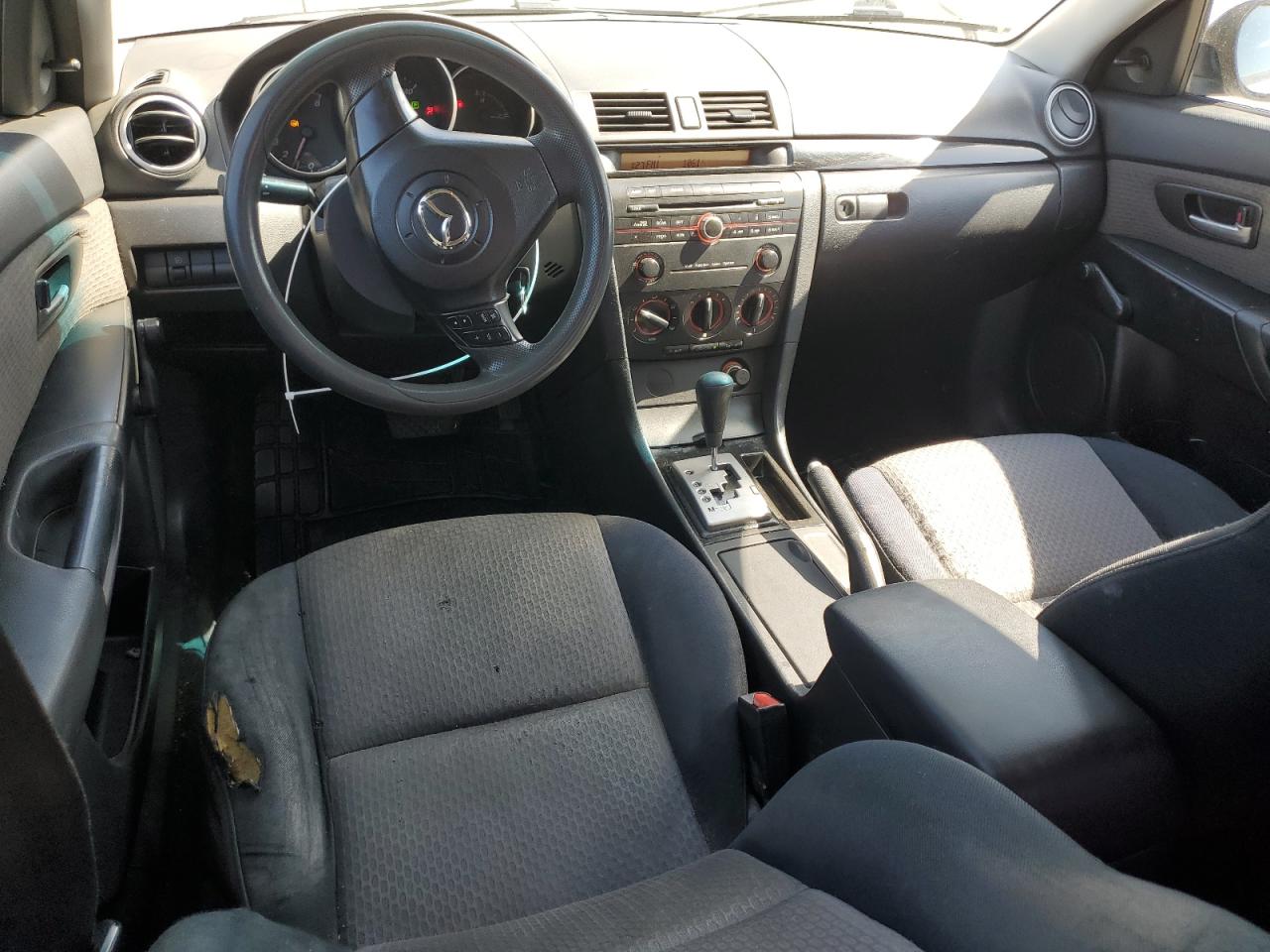 2006 Mazda 3 - Image 8