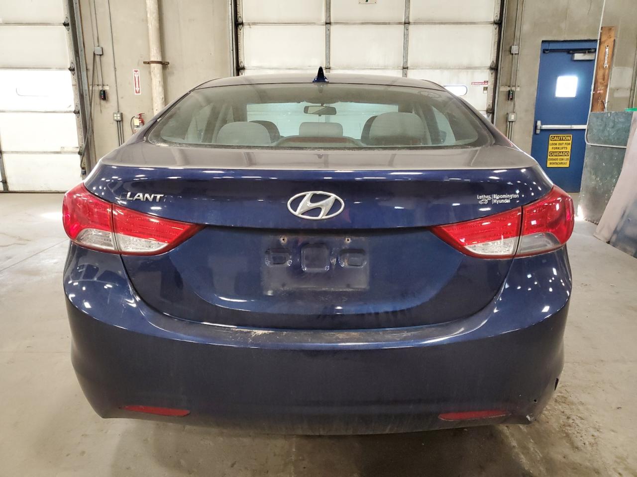 2011 Hyundai Elantra - Image 6