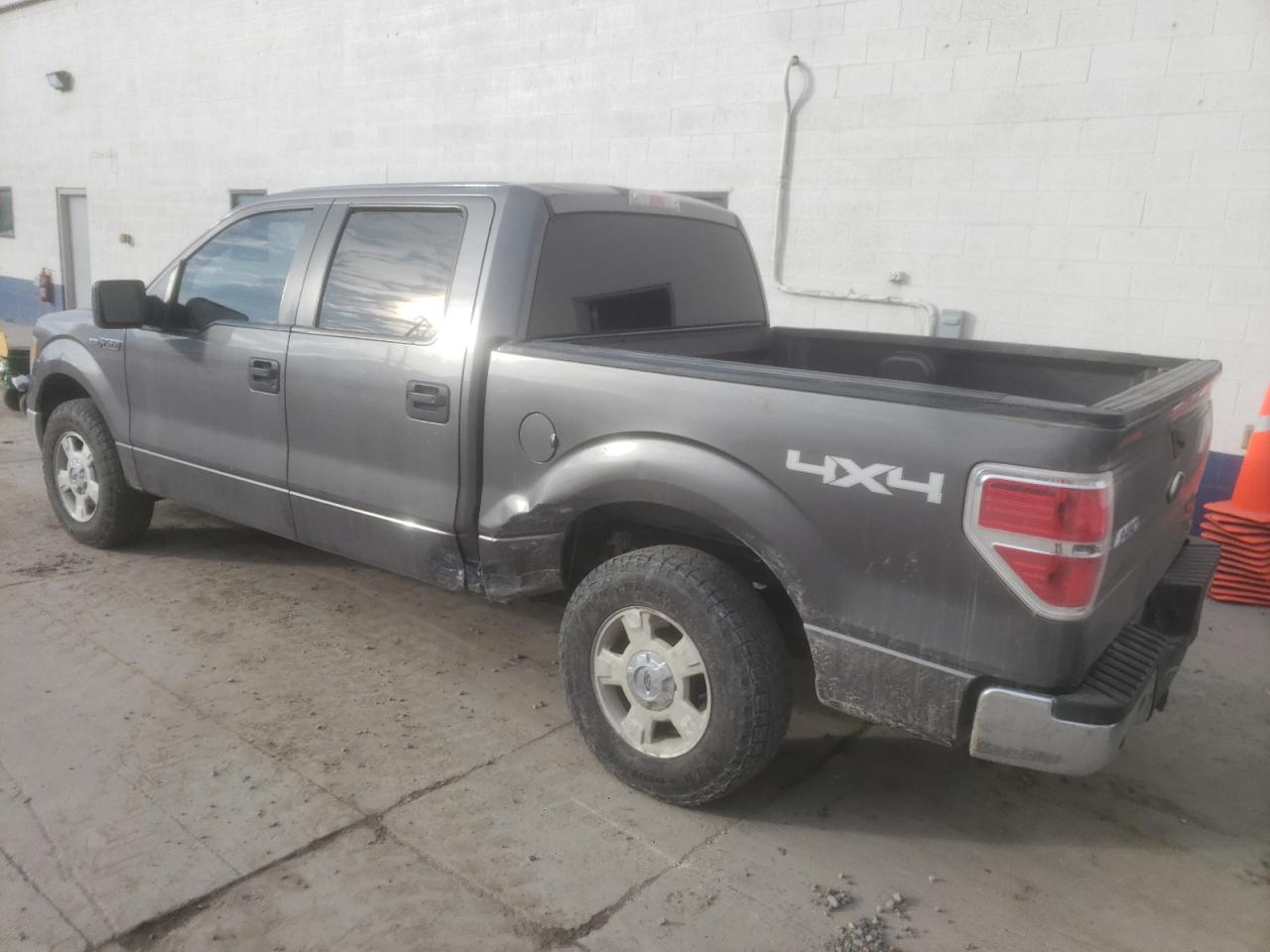 2010 Ford F-150 - Image 2