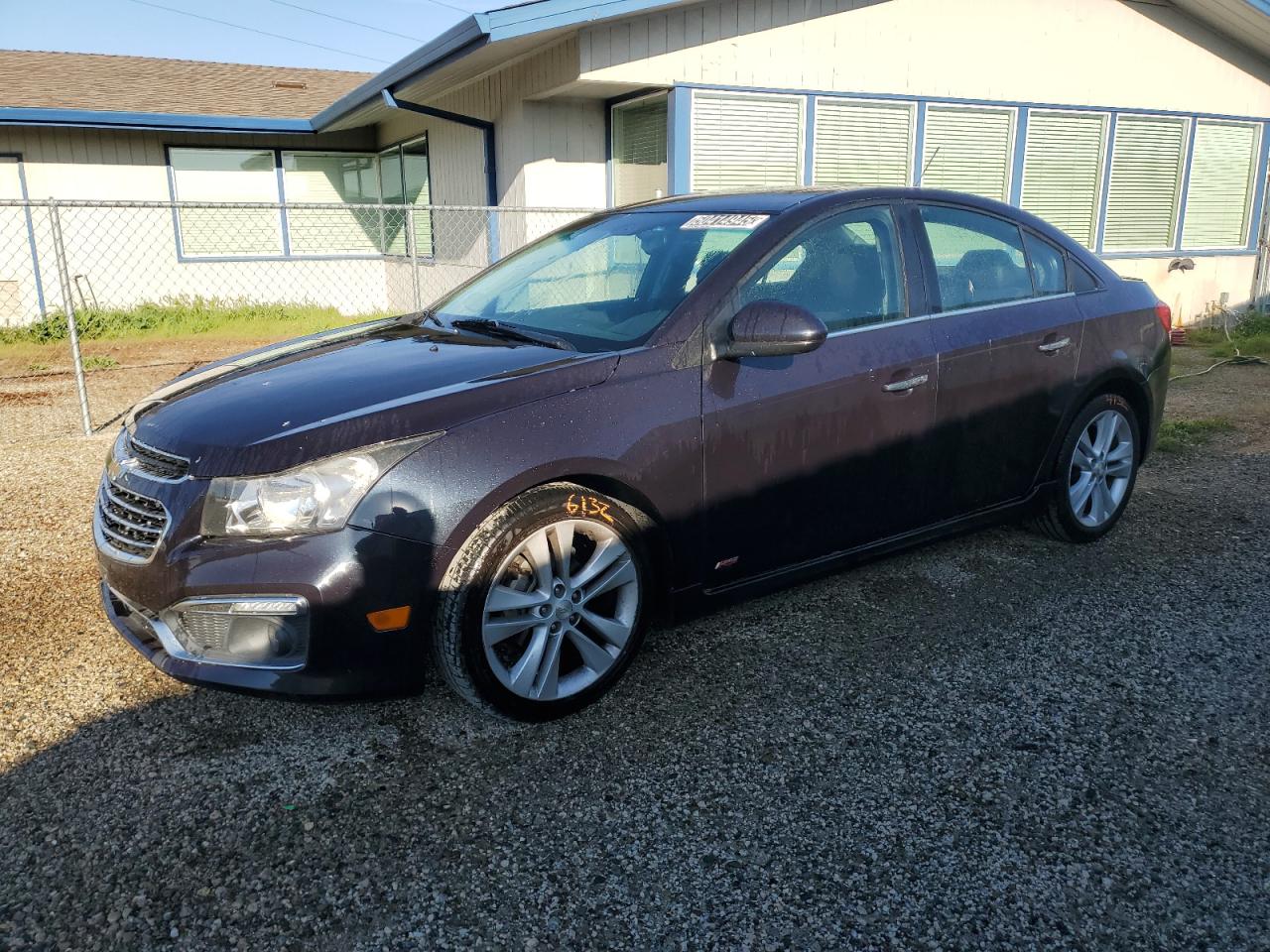 2015 Chevrolet Cruze Ltz продається в Anderson, CA - Minor Dent/Scratches