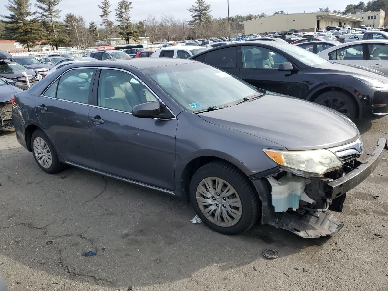 2012 Toyota Camry - Image 4