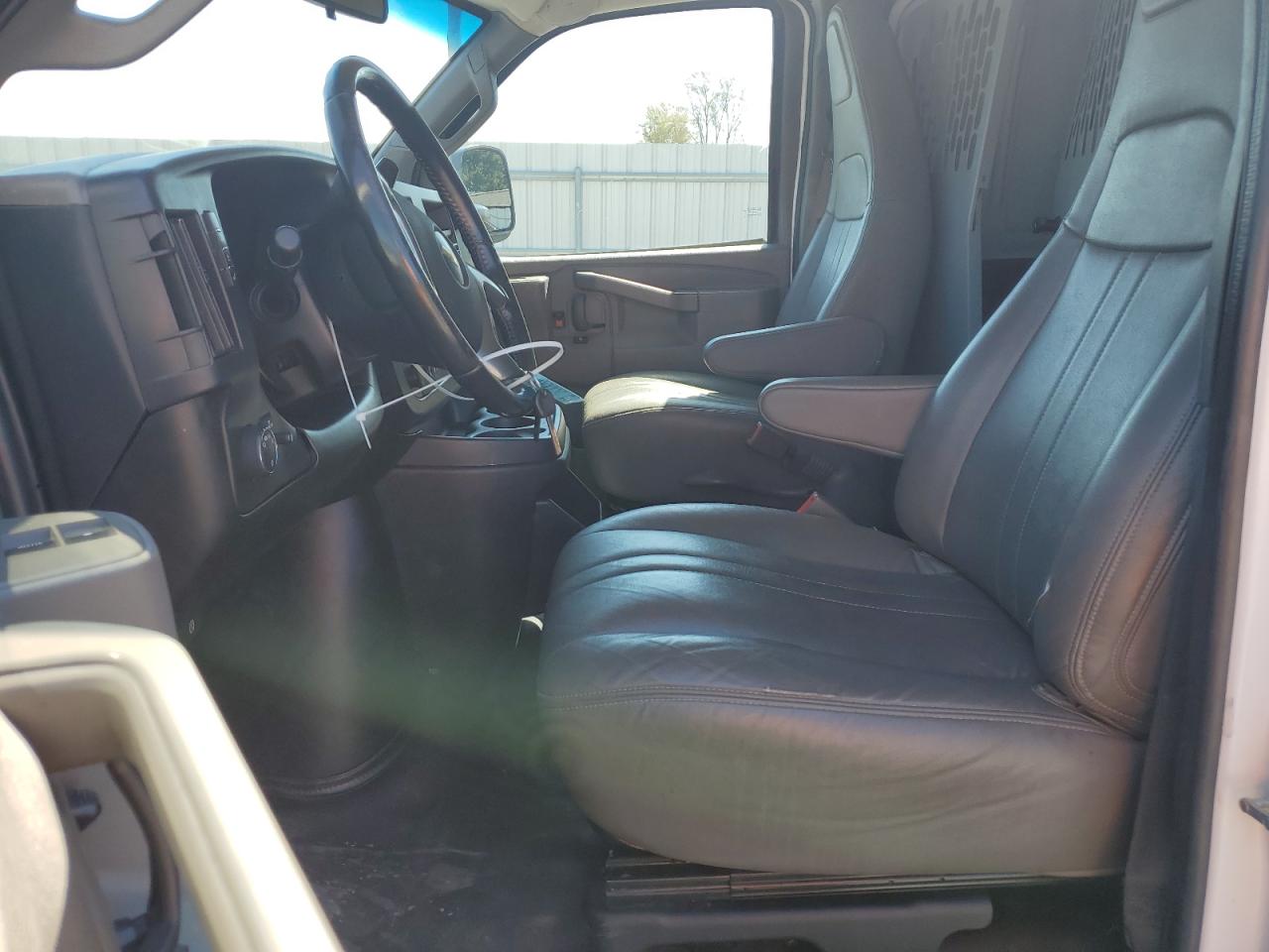 1GCWGAFG0K1149683 CHEVROLET EXPRESS 2019