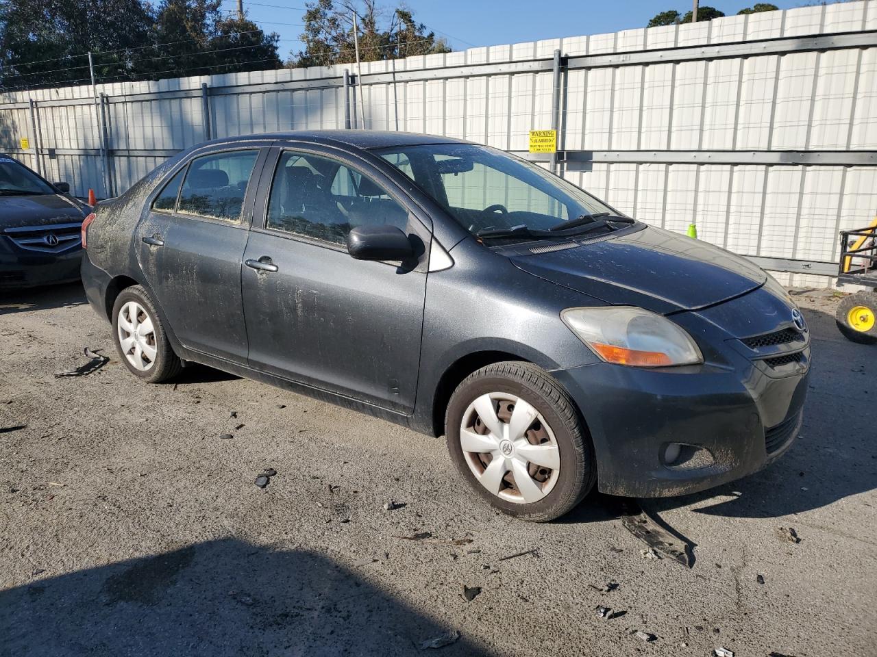 2008 Toyota Yaris - Image 4