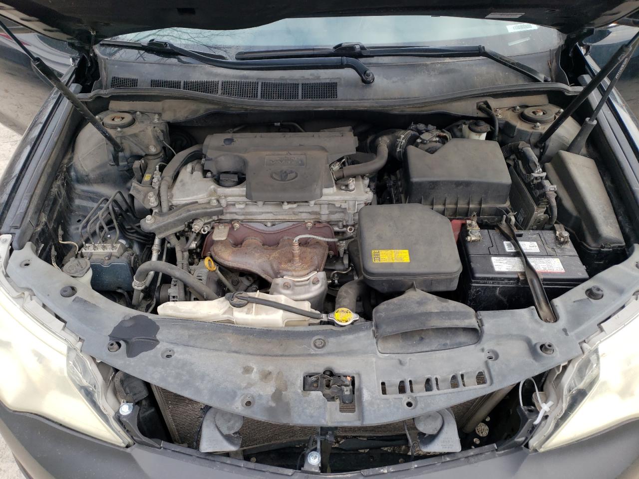 2012 Toyota Camry - Image 11