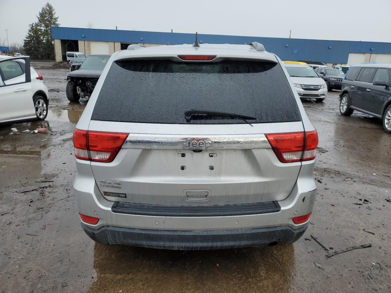 2012 Jeep Grand Cherokee - Image 6